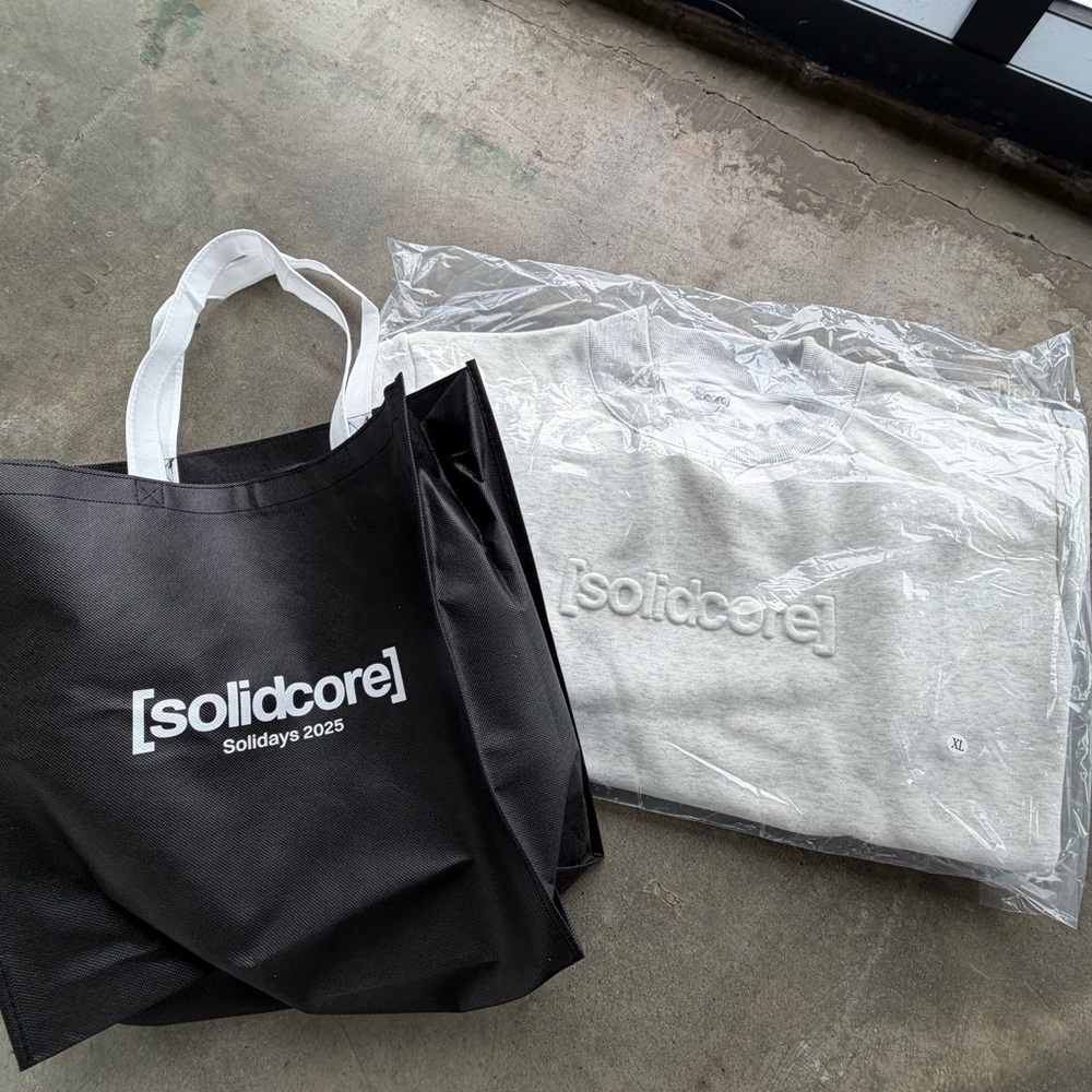 Solidcore Gray Mockneck Sweatshirt & Black Tote Bag - 2025 Solidays Prize